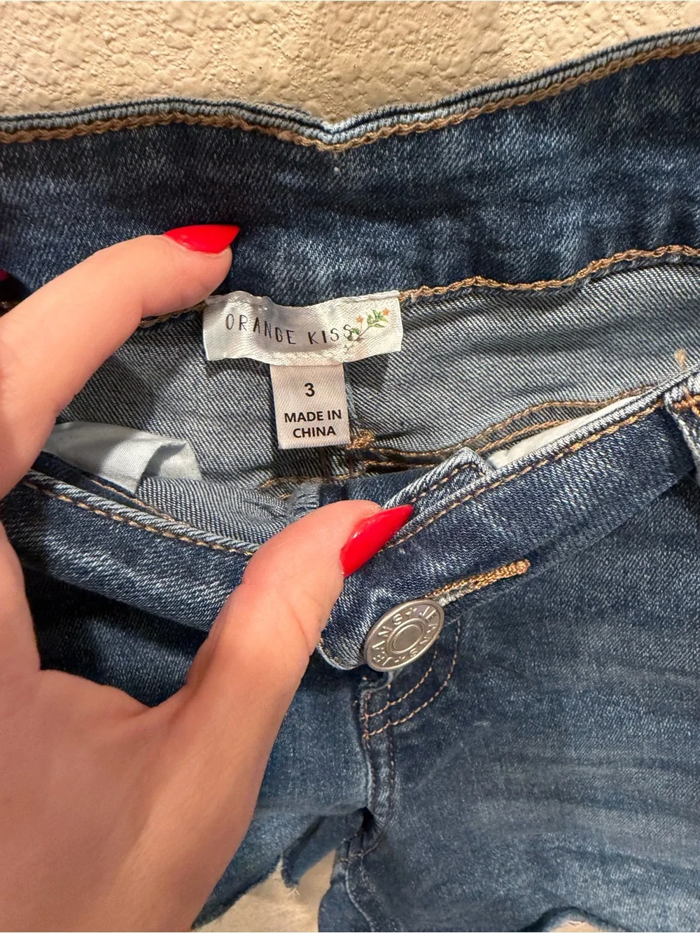 Casual Distressed Women's Denim Jean Shorts - Blue